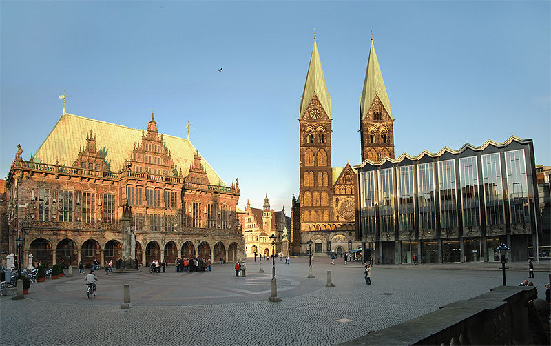 File:Bremen-rathaus-dom-buergerschaft.jpg